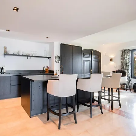 Villa Flores Marbella
